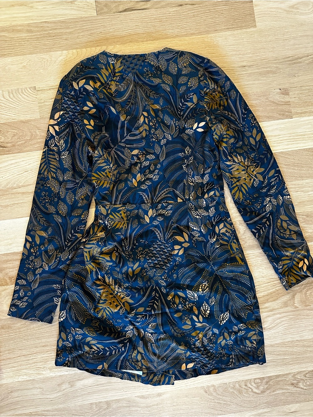 FARM Rio Navy and Gold Botanical Wrap Dress - Picture 4 of 5